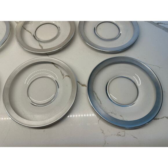 Dorothy Thorpe-style Saucer Plates | 6.5 in | Set of 8 - Picture 2 of 5